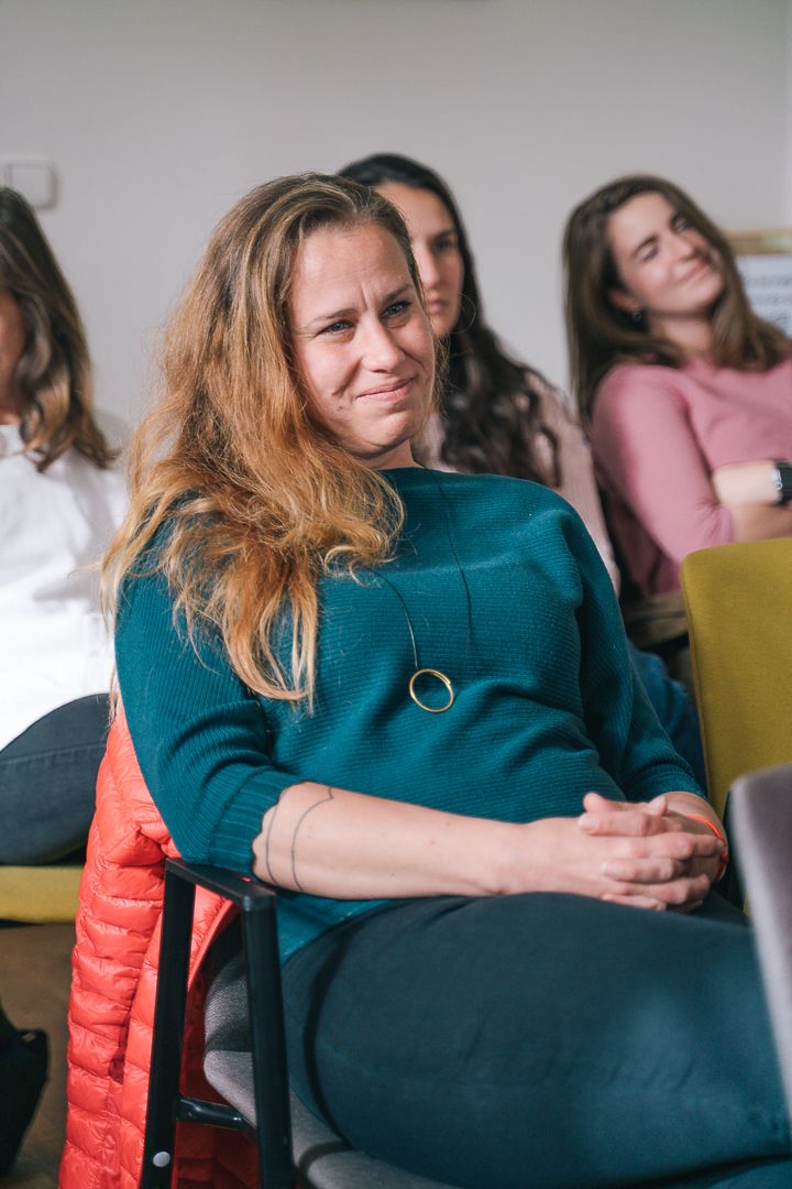 Tvými nejbližšími kolegy budou Lenka Krákorová (Lead Labu Sustainability).