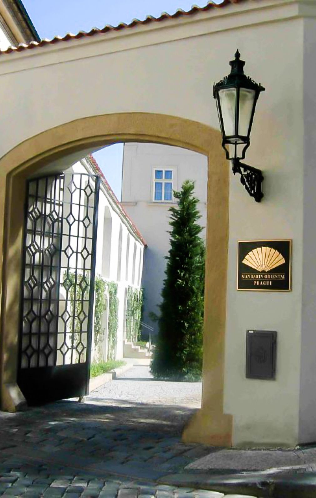 Mandarin Oriental, Prague