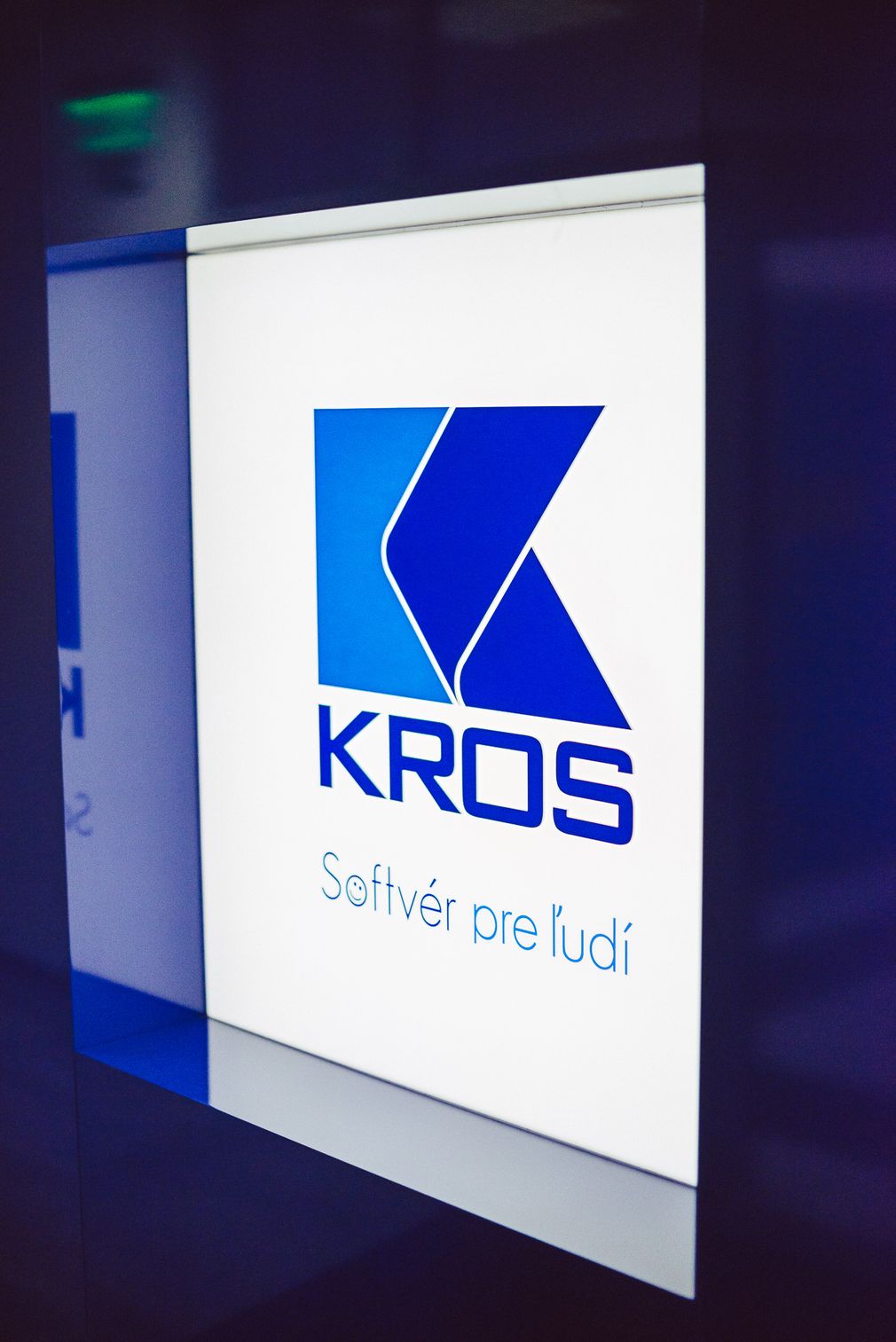 KROS
